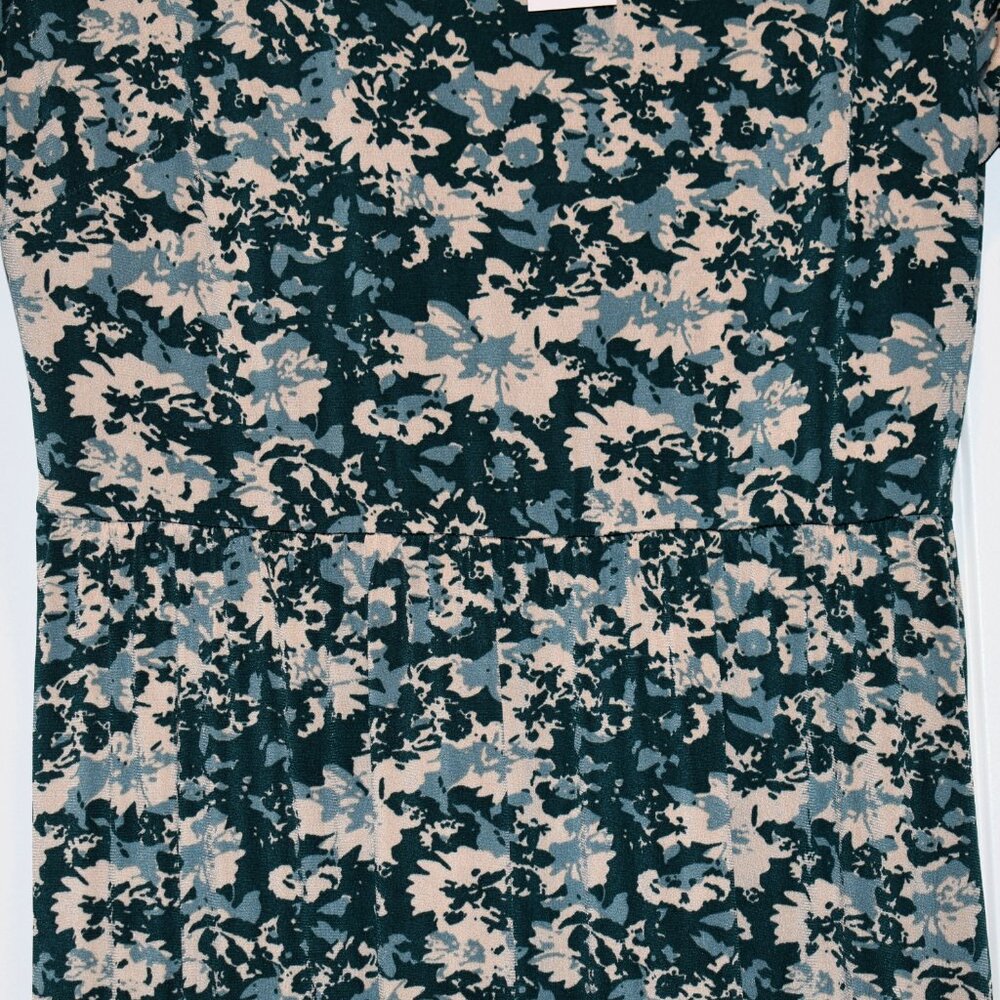 Gilli Tau Tier Hem Dress - Green - Size Medium - Picture 6 of 6